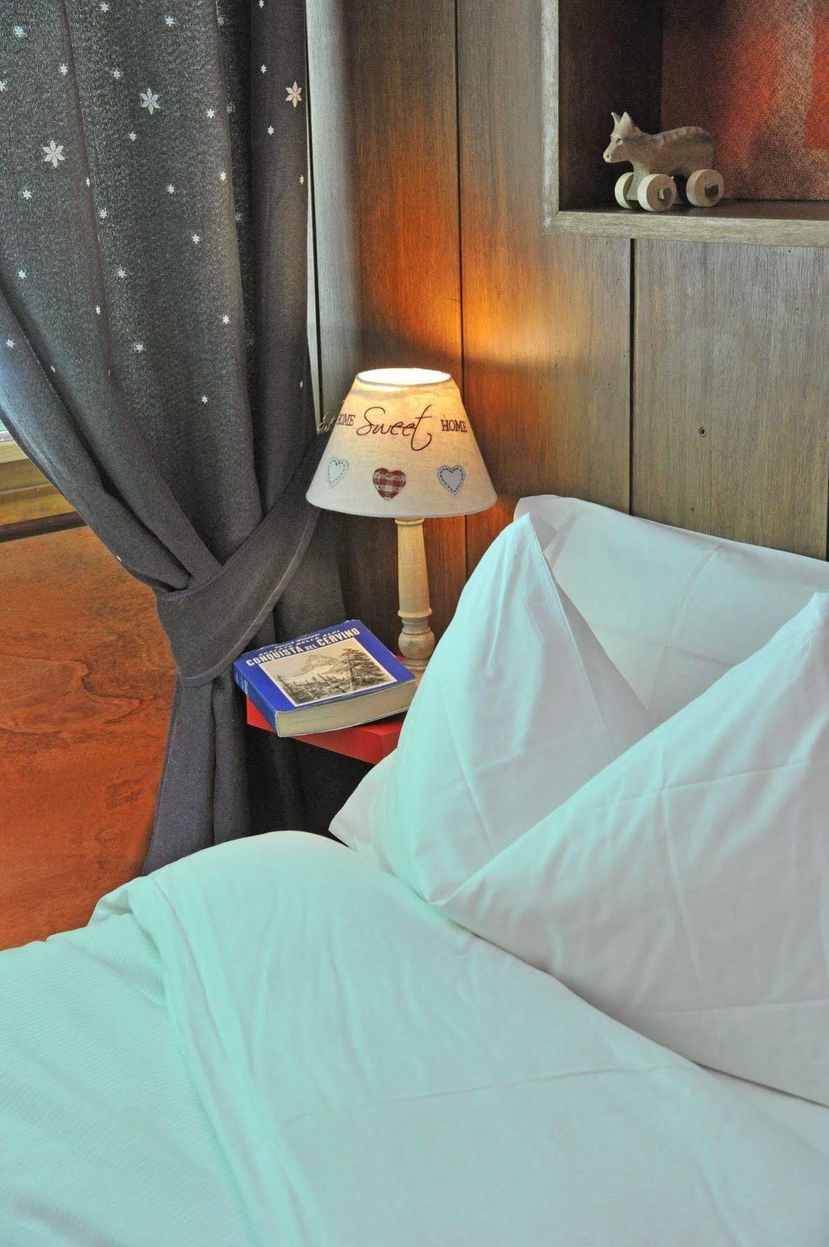 Cervino Valley House Rododendro เบรยล์-แชร์วิเนีย ภายนอก รูปภาพ